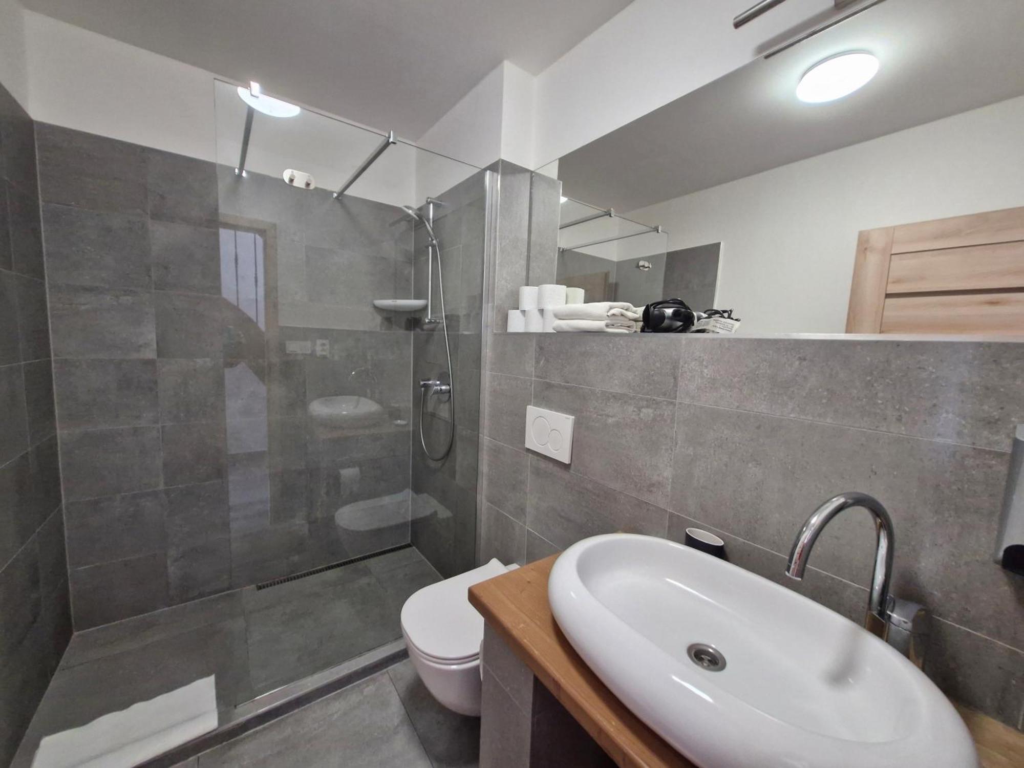 Restaurace - Apartmany Bobule Pavlov Dış mekan fotoğraf